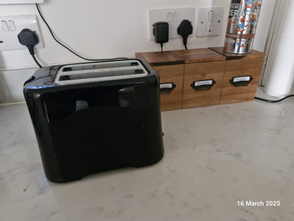 average toaster